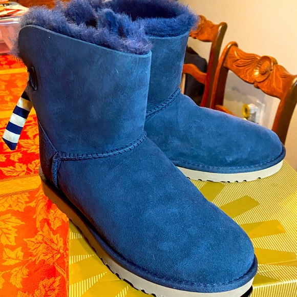 Vintage Blue Bailey Mini UGGS! So cute, so adorable… - Picture 1 of 5